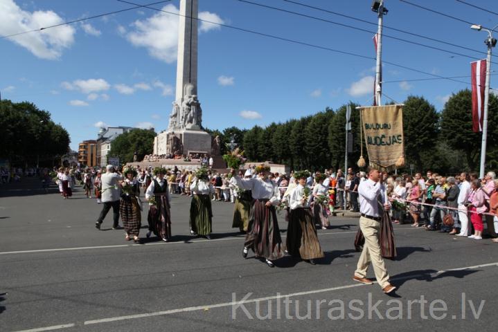 Mākslinieku nama aušanas studija